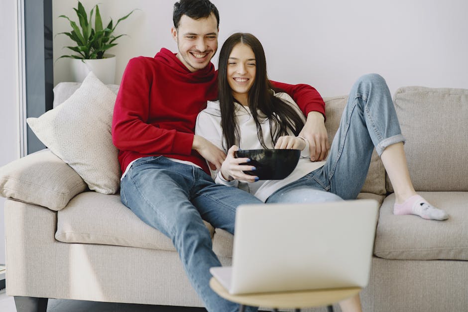 Best IPTV subscription USA streaming on multiple devices including smart TV and mobile phone
